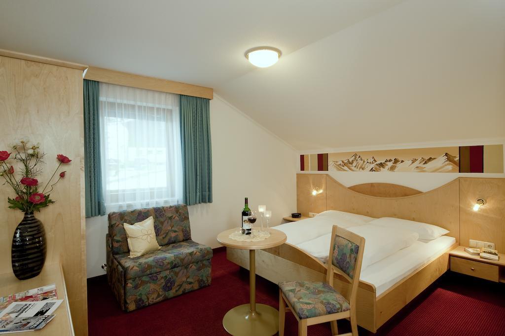 Apart Garni Belfort Kappl  Room photo